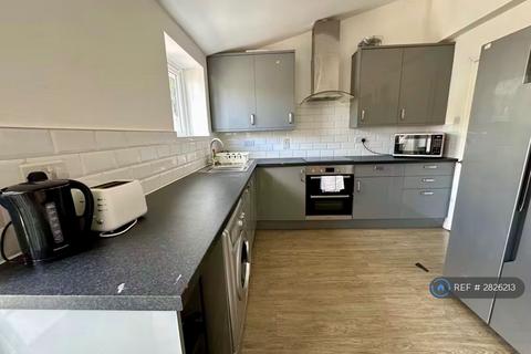 7 bedroom terraced house to rent, Bridge Walk, Bristol, BS7