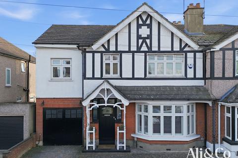 undefined, College Avenue, Grays