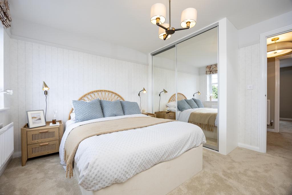 House in Crowthorne, Bracknell Forest - More