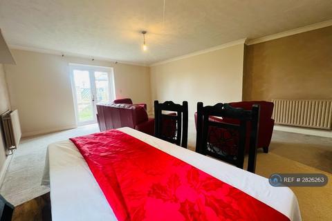 undefined, Minster Drive, Bradford, BD4