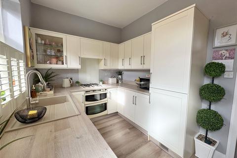 2 bedroom terraced house for sale, Booth Road, Waterfoot, Rossendale, BB4