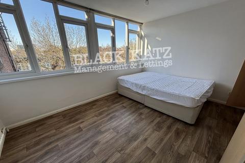 4 bedroom apartment to rent, SW8