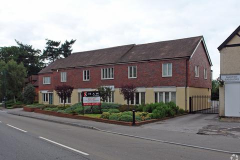 Office to rent, Guildford Rd West End GU24 9PW