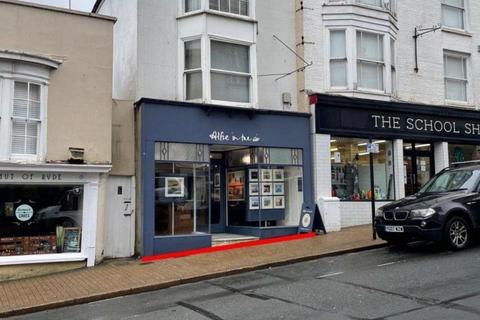 Retail property (high street) to rent - 8 Union St Ryde PO33 2DU