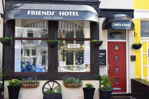 Hospitality for sale, 32 Reads Ave Blackpool FY1 4BP
