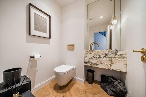 undefined, Aviemore Way, Beckenham BR3