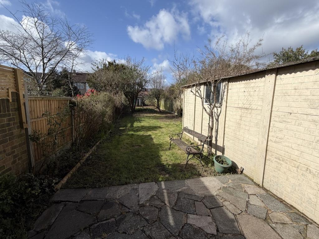 33 sunningdale garden 3