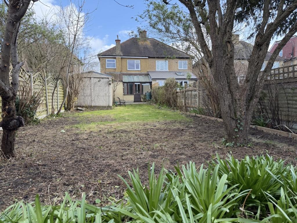 33 sunningdale garden 5