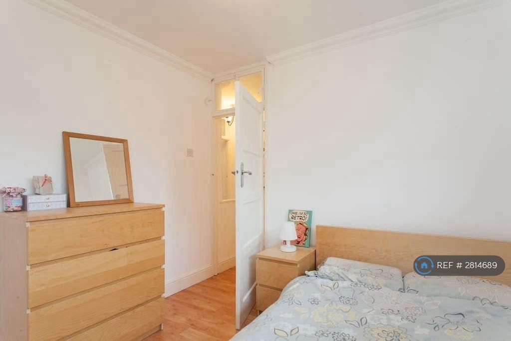 Room 2 Small Double