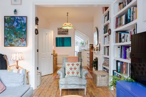 5 bedroom terraced house for sale, Burns Road, Harlesden, London NW10