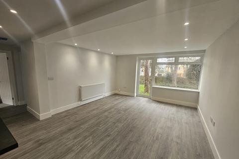 undefined, Tonbridge Road, Maidstone, ME16