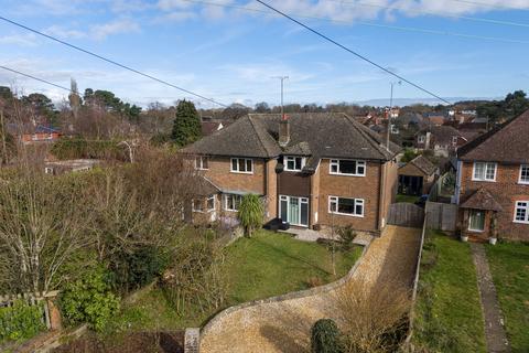 3 bedroom semi-detached house for sale, Fern Road, Storrington, RH20