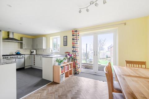 3 bedroom semi-detached house for sale, Fern Road, Storrington, RH20