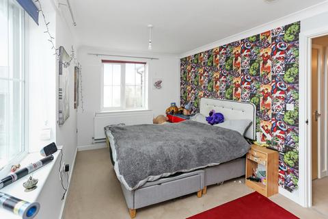 2 bedroom flat for sale, Bedford Drive, Fareham PO14