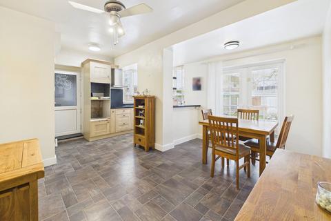 3 bedroom semi-detached house for sale, Ridgeway Road,Gleadless. S12 2JX