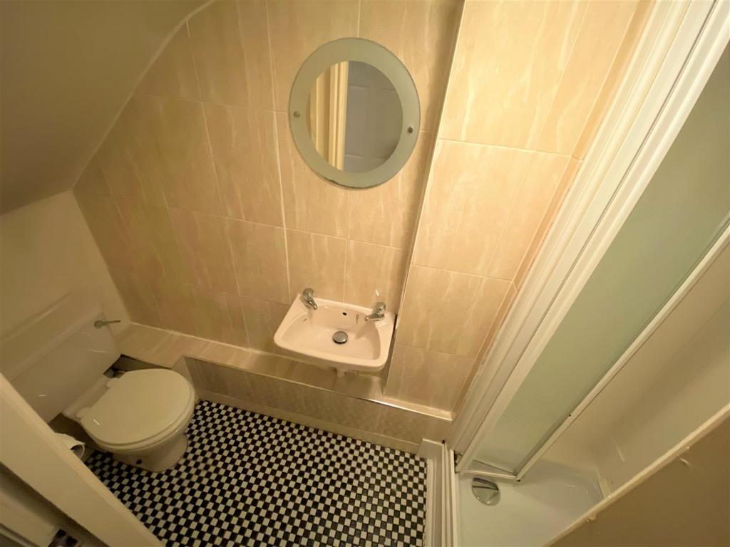 Ground floor bathroom