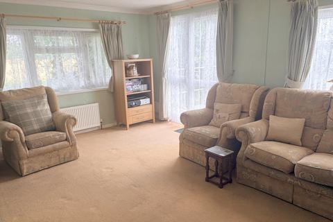 2 bedroom park home for sale, Church Farm Close, Dibden, Southampton, Hampshire, SO45
