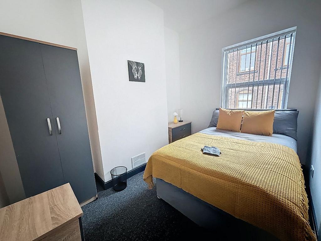 Bedroom 6