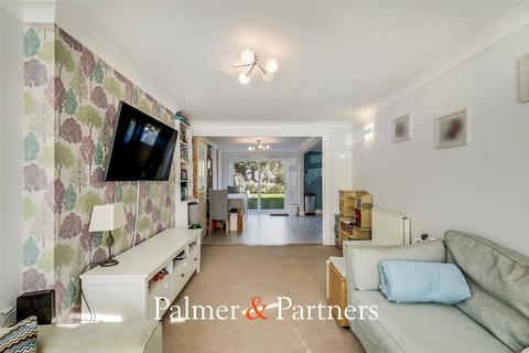 undefined, Linnet Drive, Essex CM2