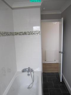 2 bedroom flat to rent, 37 The Street, Latchingdon, Chelmsford, CM3 6JP