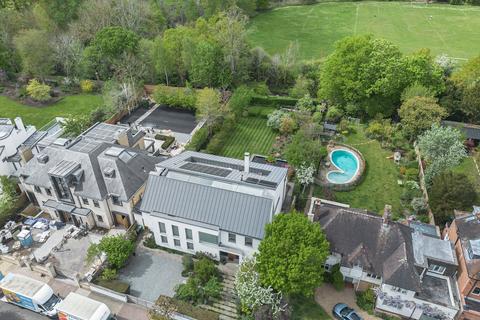 6 bedroom house for sale, Roedean Crescent, London SW15