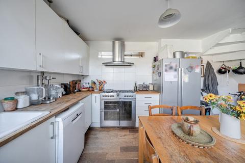 3 bedroom terraced house for sale, Carlton Grove, London