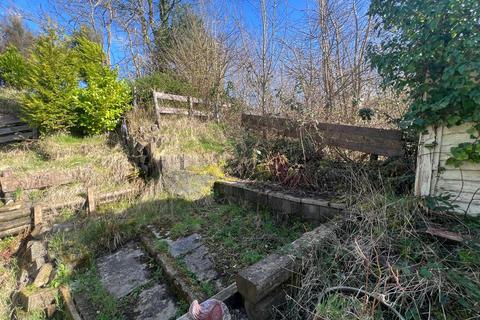 undefined, Cwrtnewydd, Llanybydder, SA40
