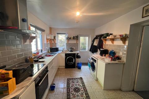 undefined, Cwrtnewydd, Llanybydder, SA40