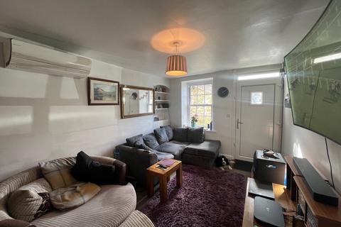 undefined, Cwrtnewydd, Llanybydder, SA40