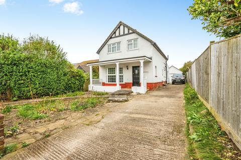 4 bedroom detached house for sale, Telscombe Cliffs Way, Telscombe Cliffs, Peacehaven