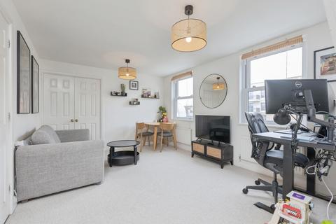 undefined, Mount Pleasant Avenue, Tunbridge Wells, Kent, TN1