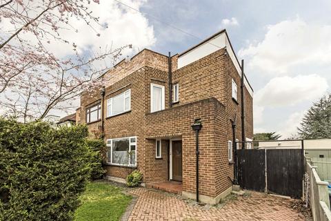 undefined, Grand Avenue, Surbiton KT5