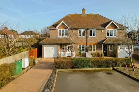 4 bedroom semi-detached house for sale - Jannetta Close, Aylesbury HP20