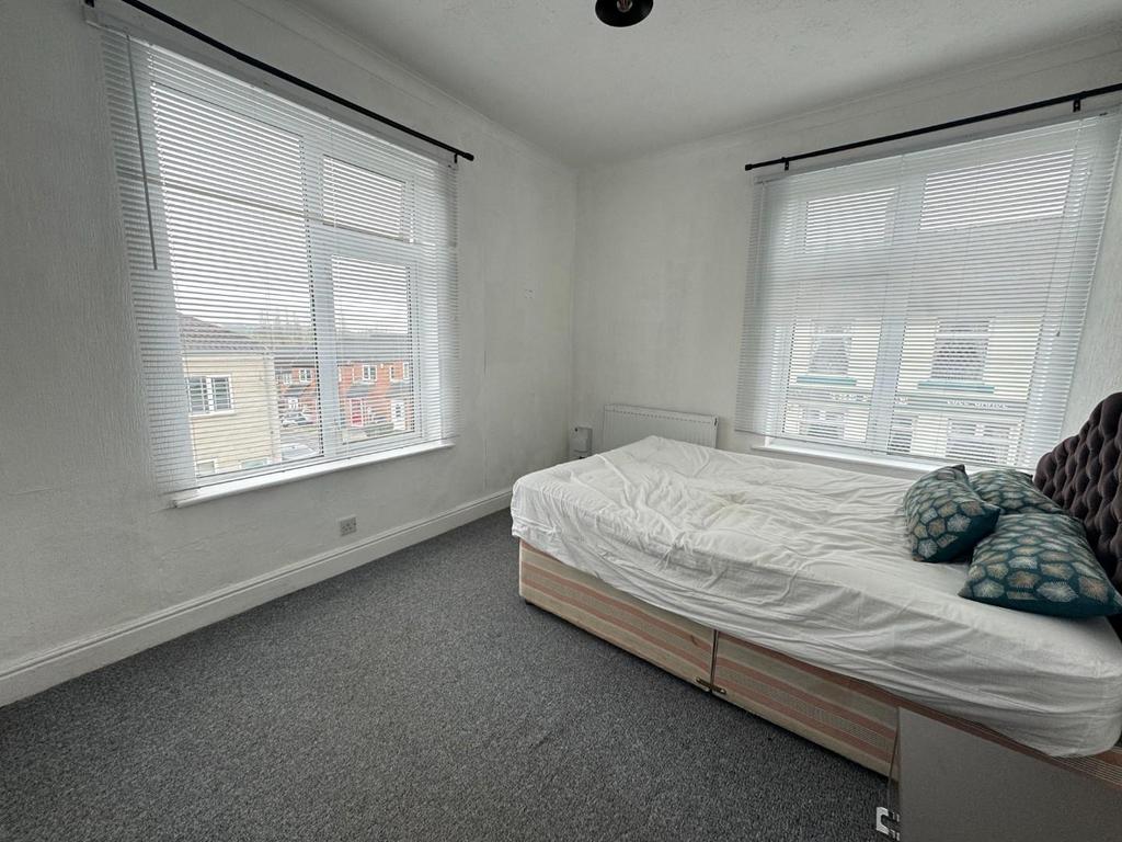 Bedroom.jpg