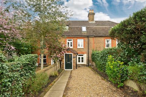 3 bedroom terraced house for sale, Charlton Road, Shepperton, Surrey, TW17