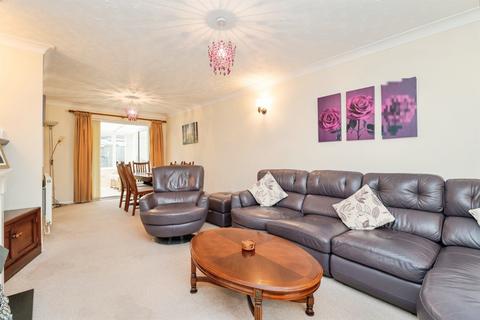 3 bedroom detached bungalow for sale, Farm Walk, Necton, Swaffham