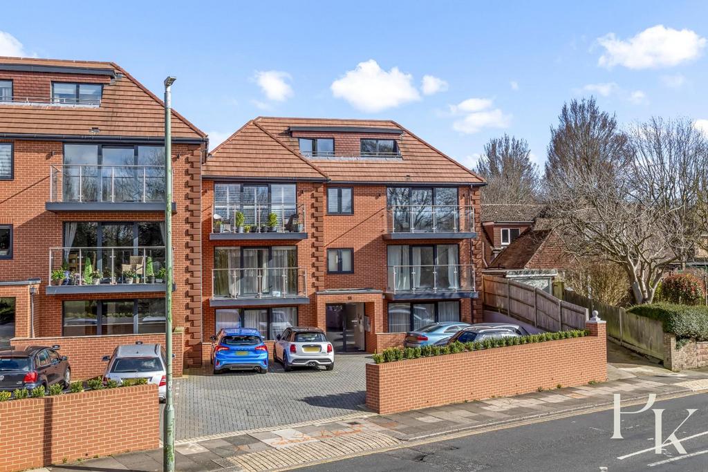 Goldstone Crescent, 55, Penthouse-018.JPG