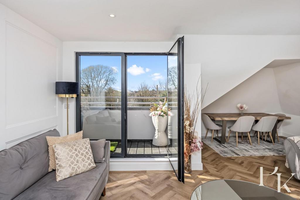 Goldstone Crescent, 55, Penthouse-012.JPG