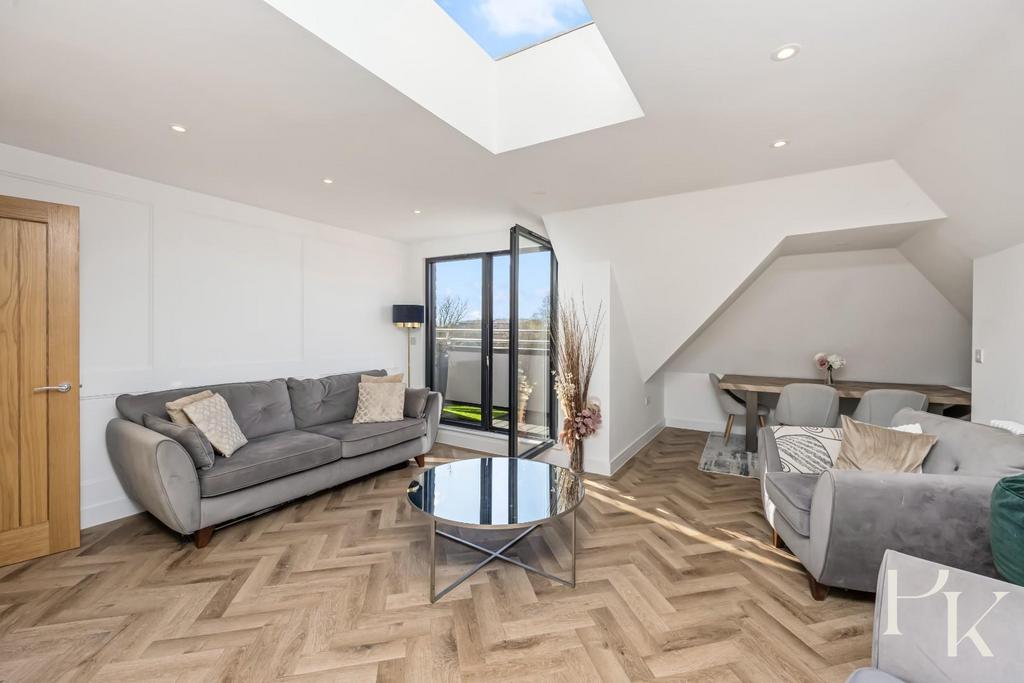 Goldstone Crescent, 55, Penthouse-013.JPG