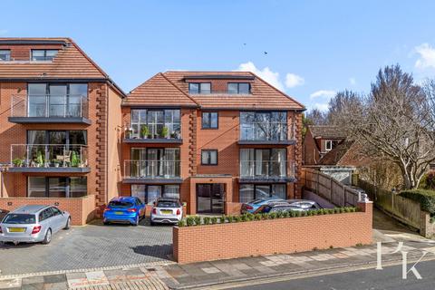 Penthouse - Goldstone Crescent, Hove