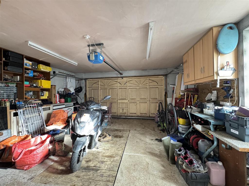 Double  Garage