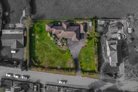 undefined, Croft Bank, Malvern, Worcestershire, WR14
