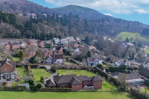 undefined, Croft Bank, Malvern, Worcestershire, WR14