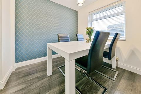 3 bedroom end of terrace house for sale, Broad Oak Way, Stevenage, Hertfordshire, SG2