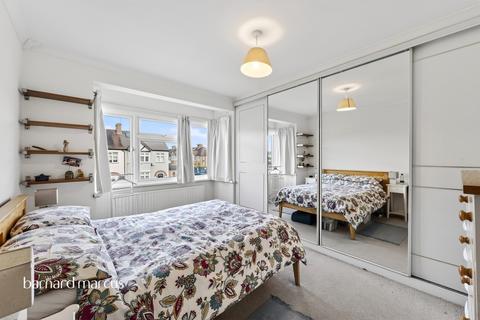 3 bedroom semi-detached house for sale, Seaforth Avenue, New Malden