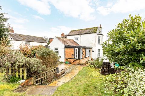 undefined, Charming Period Cottage in Great Massingham