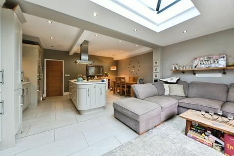 undefined, Beechwood Avenue, Romiley, Stockport, Greater Manchester, SK6