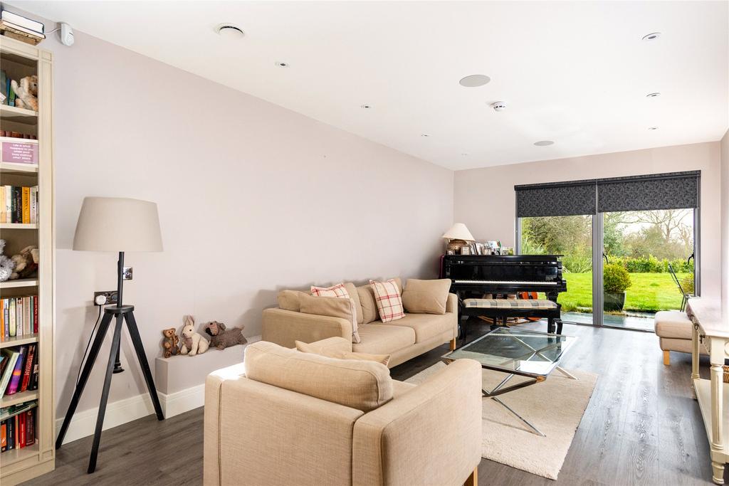 Annexe Lounge