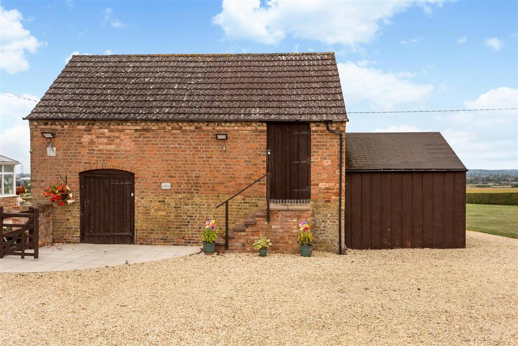 Zoon Court Farmhouse fpz242083 (8).jpg