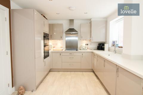 3 bedroom detached house for sale, Walnut Close, Louth LN11